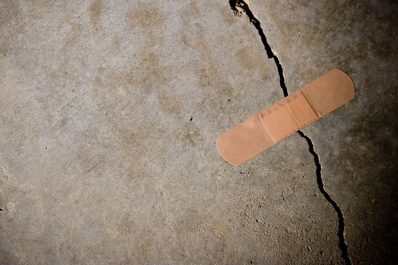 An example of a damaged and cracked foundation.